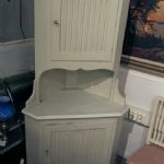 241 3376 CORNER CUPBOARD